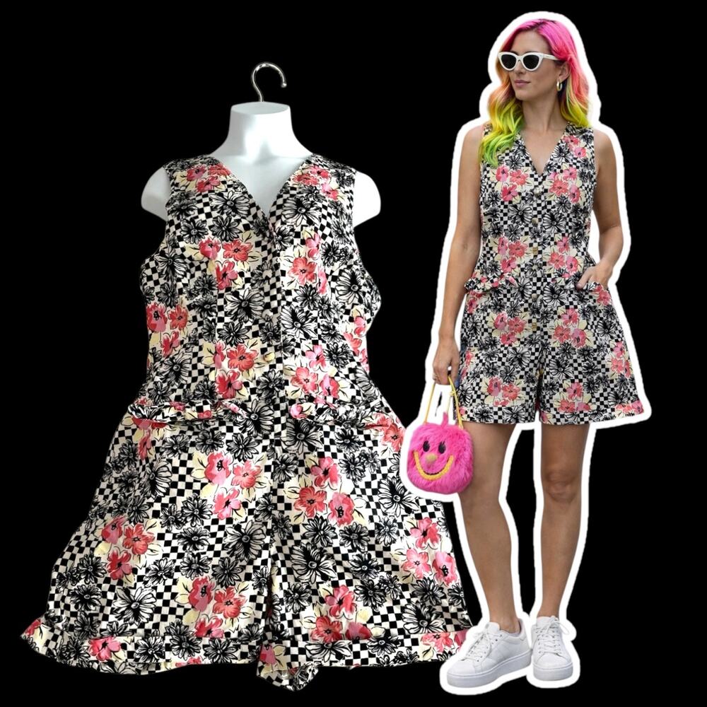 Vintage 80s Checkerboard Floral Romper Size XS 1-Pc Jumpsuit Shorts Retro Funky